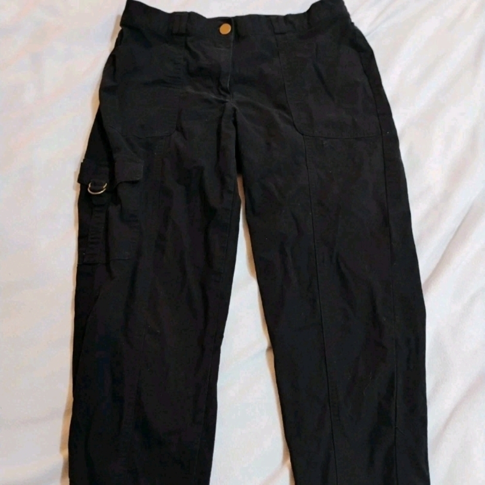 Ruby Rd. Women's Black Cropped Pants with Pocket Detail